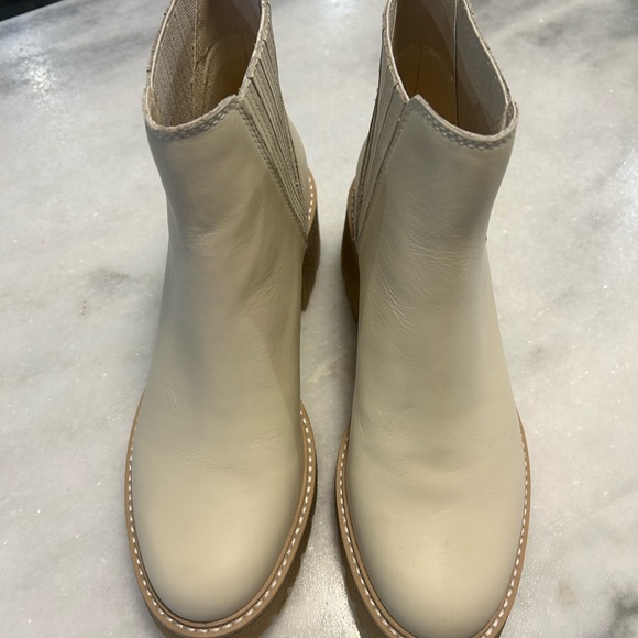 Dolce Vita Castor H2O Ivory Leather Boot 8 - Picture 2 of 9
